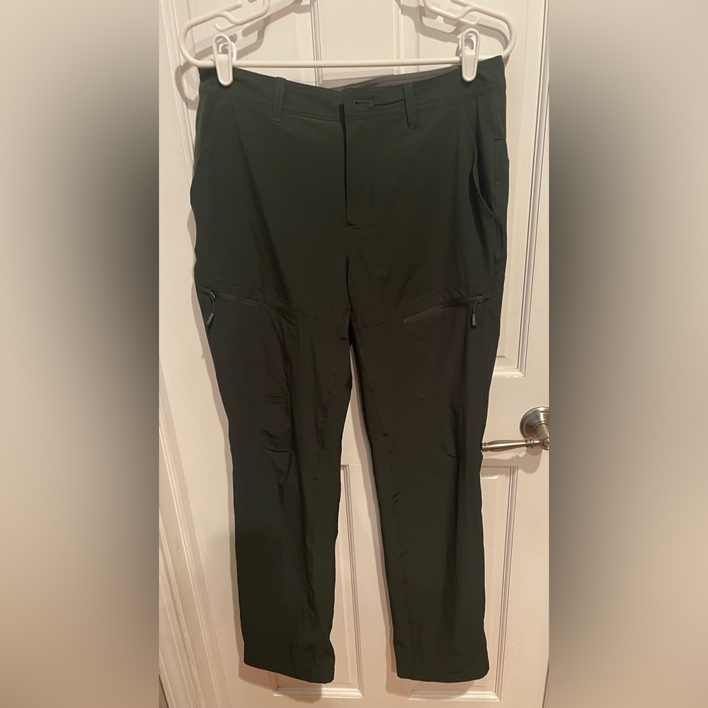 Eddie Bauer Women’s Flexion Lined 2.0 Forrest Green Cargo Pants Sz 8